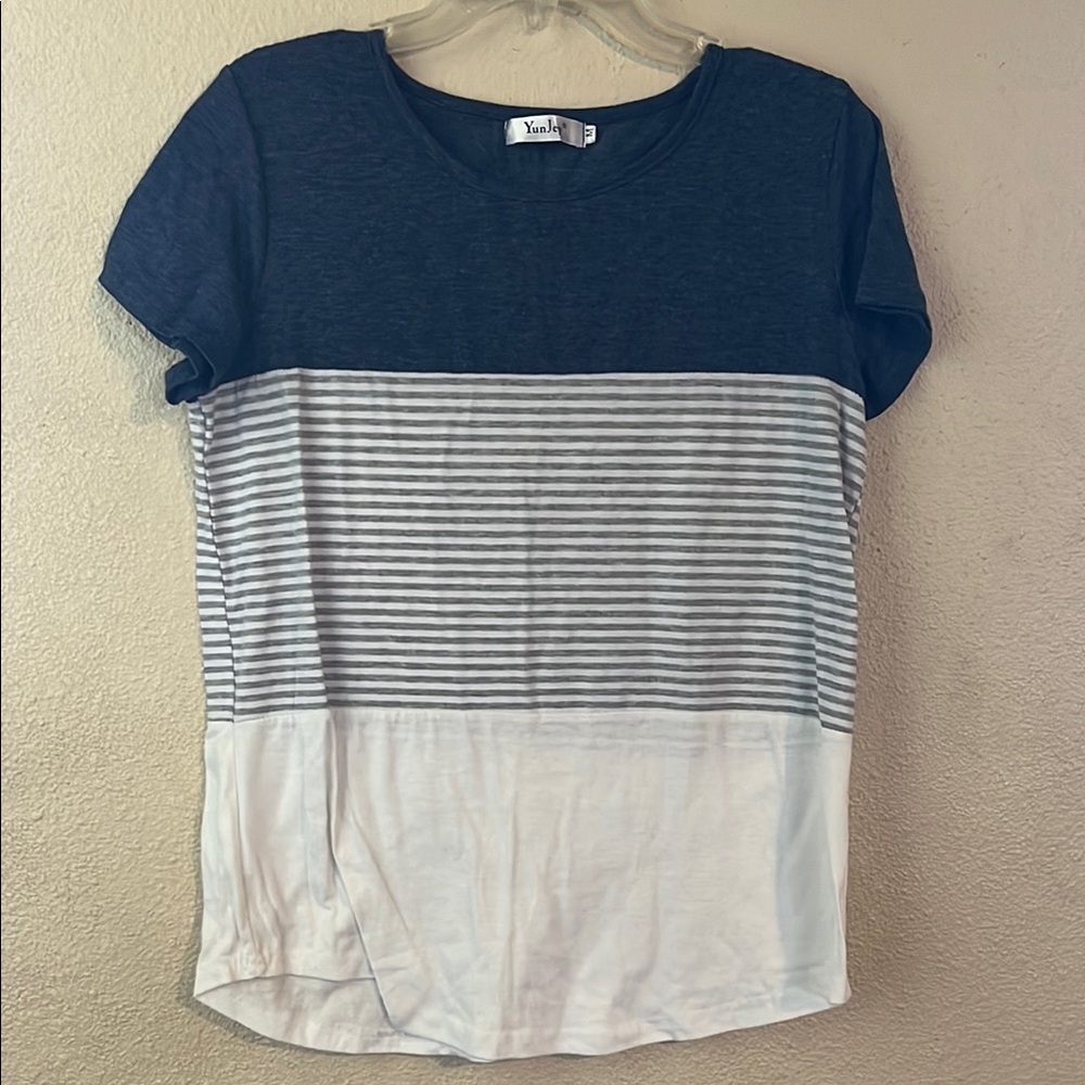 Women’s Navy and White Striped Short Sleeve Tee YunJey Medium